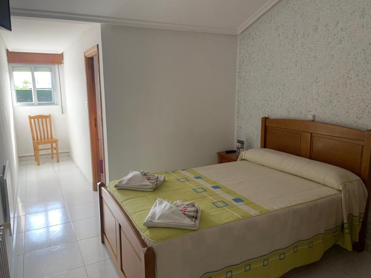Hostal Sequeiros San Ciprián de Viñas Εξωτερικό φωτογραφία