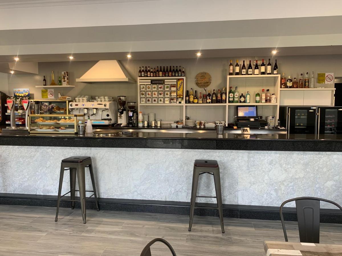 Hostal Sequeiros San Ciprián de Viñas Εξωτερικό φωτογραφία