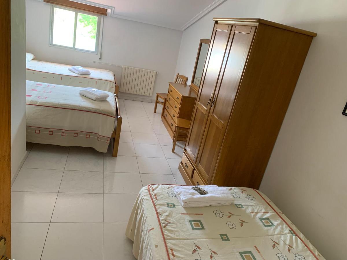 Hostal Sequeiros San Ciprián de Viñas Εξωτερικό φωτογραφία